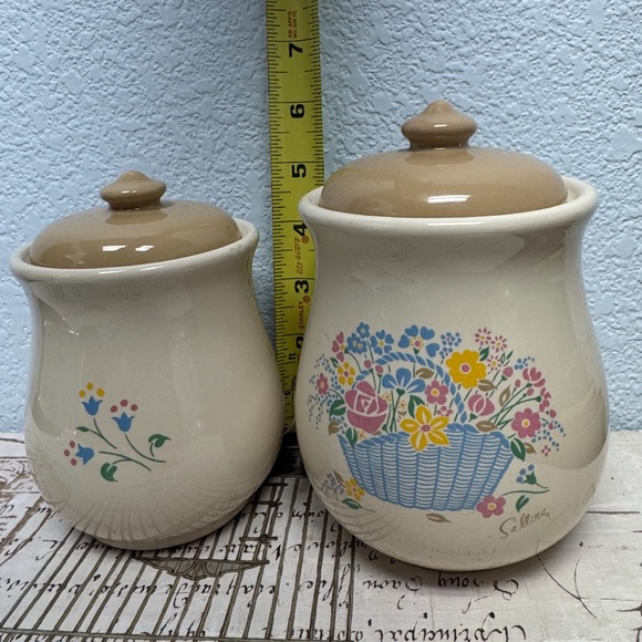 Saltera Vintage Floral Ceramic Kitchen Canisters Set - Grandmacore, Cottagecore - Picture 8 of 8